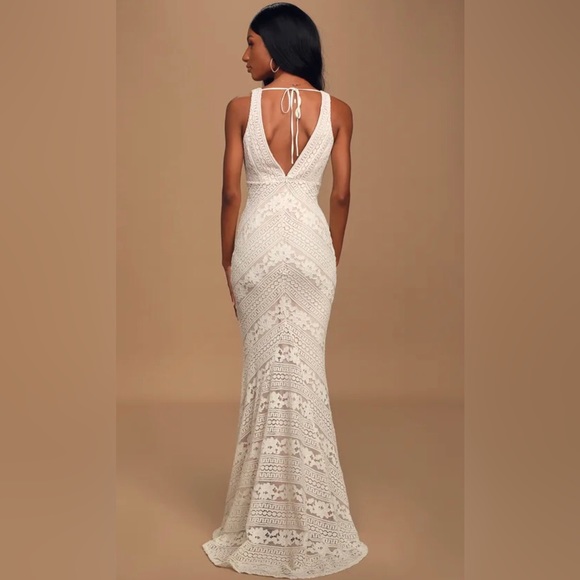 Alianna White Lace Mermaid Maxi Dress - Size M - Picture 2 of 8